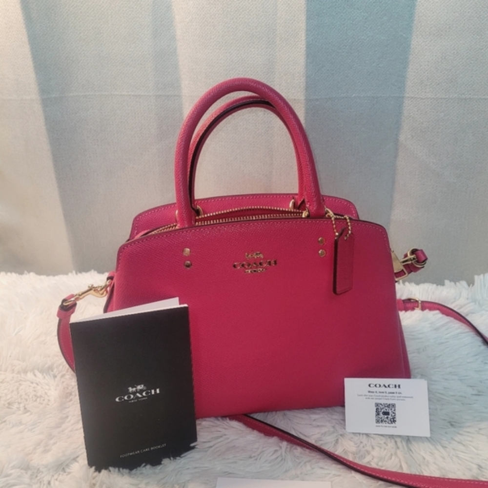 Coach Bold Pink w/gold accent Mini Lilly Caryall